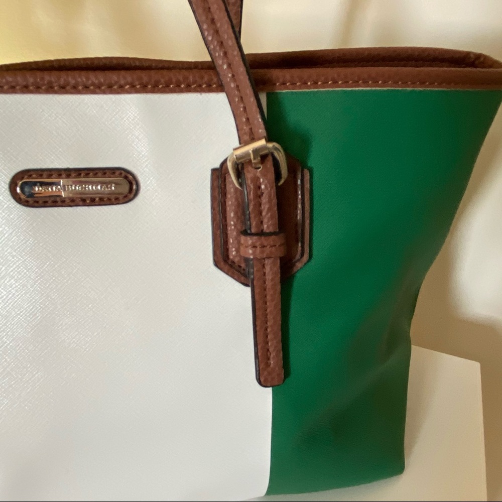 Beautiful Tote Green and White Handbag